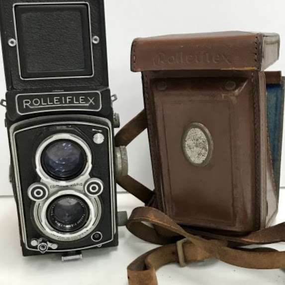 ROLLEIFLEX ローライフレックス COMPUR RAPID FRANKE & HEIDECKE 二眼レフカメラ ケース付を買い取りました！