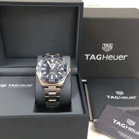 タグ・ホイヤー TAG HEUER アクアレーサー キャリバー5 WAY201B RTF6931 ブルー文字盤 自動巻き 腕時計 ギャランティカード ケース付を買い取りました！