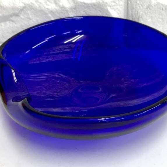 TIFFANY & Co. ティファニー Elsa Peretti エルサ・ペレッティ サムプリント ディッシュ コバルト ベネチアングラス ボウル 皿 鉢を買い取りました！